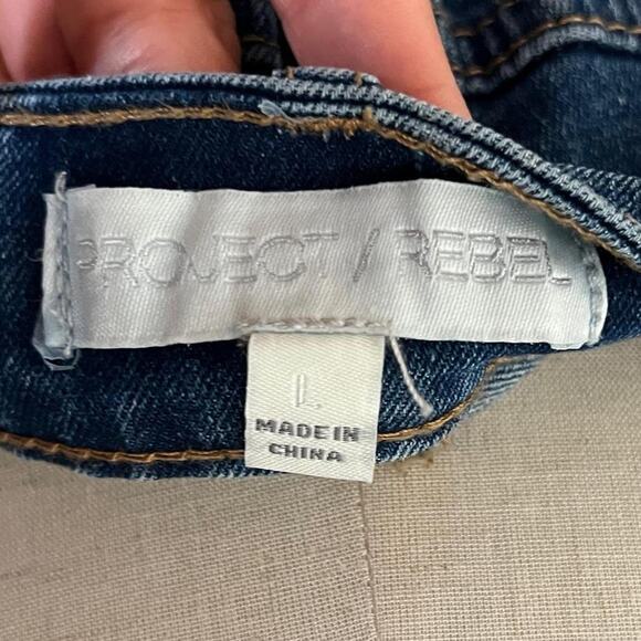 Vintage 90s blue denim mini skirt with chunky pockets - Picture 4 of 5